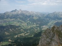 Click to see big picture (667x500 pixels; 81 KB)