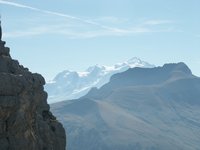 Click to see big picture (667x500 pixels; 50 KB)