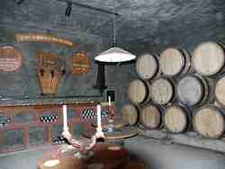 Click to see big picture (667x500 pixels; 41 KB)