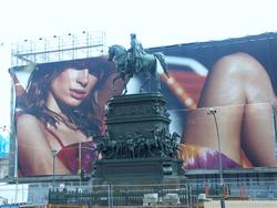 Click to see big picture (1024x768 pixels; 147 KB)