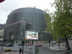 Click to see big picture (1024x768 pixels; 210 KB)