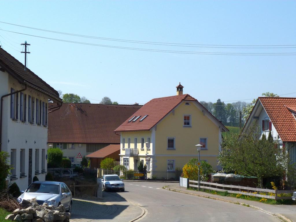 Cliqeu pour voir l'image suivante