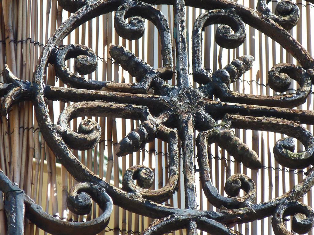 Clic pour l'image suivante