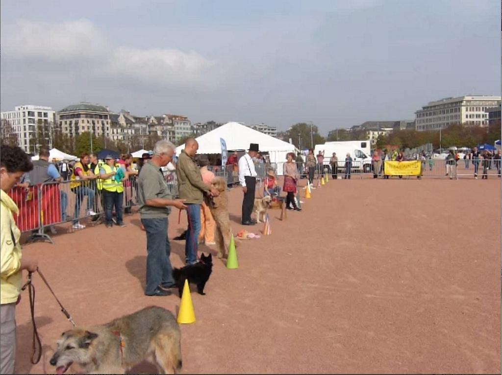 Clic pour l'image suivante