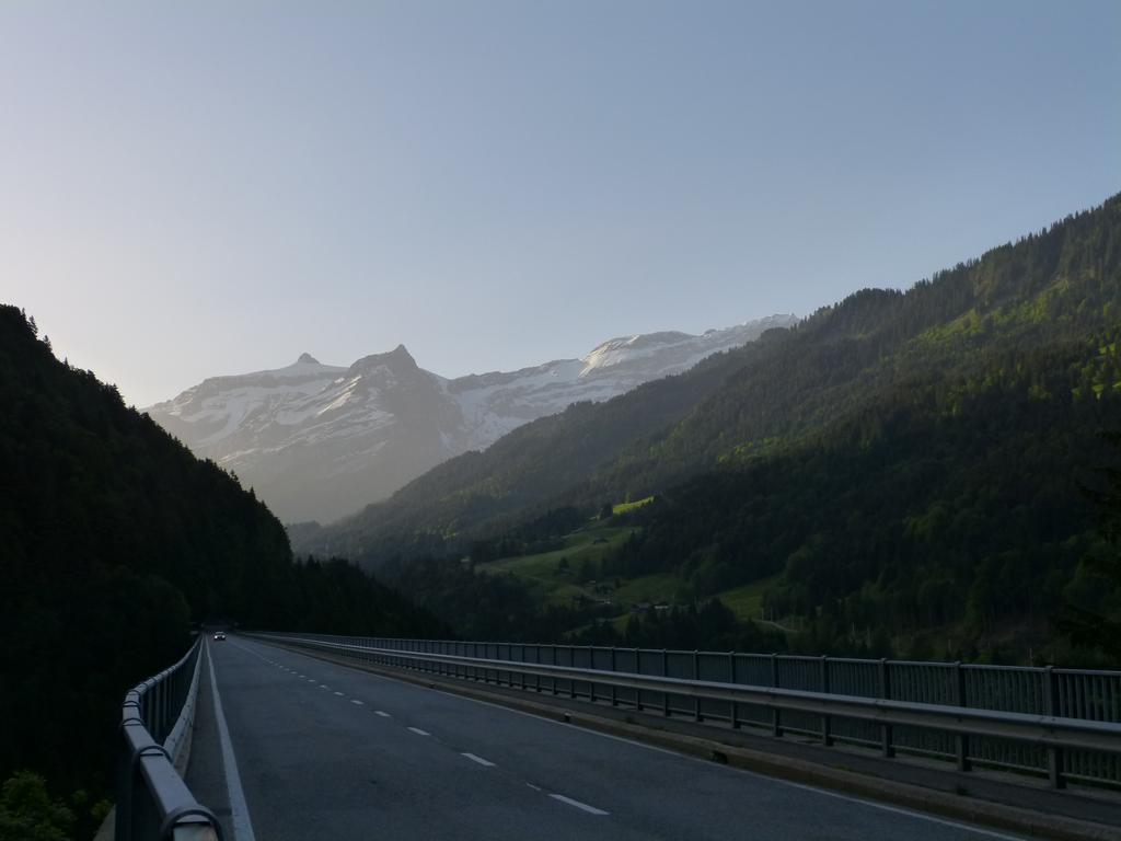 Clic pour l'image suivante