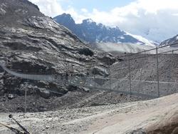 Click to see big picture (1024x768 pixels; 207 KB)