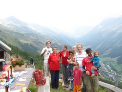 Click to see big picture (1024x768 pixels; 93 KB)