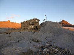 Click to see big picture (1024x768 pixels; 94 KB)