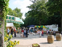 1347.jpg (116620 bytes)